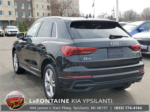 Used 2023 Audi Q3 2.0T Premium w/ 19" Wheel Package image 6