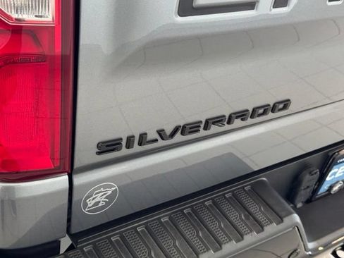 Certified 2021 Chevrolet Silverado 1500 LT Trail Boss w/ Convenience Package II AWD/4WD image 47