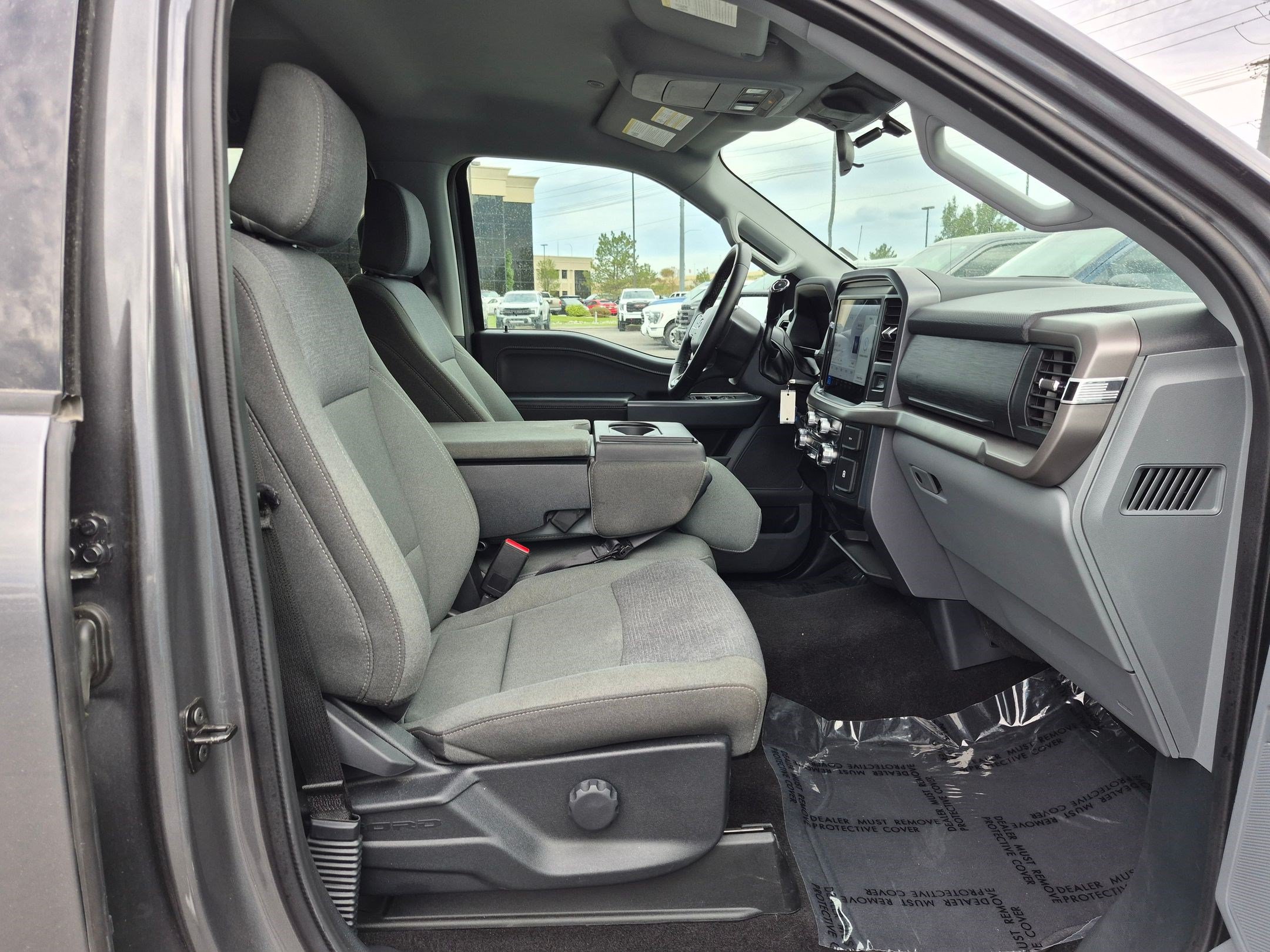 Used 2025 Ford F150 XLT w/ Equipment Group 301A Standard AWD/4WD image 32