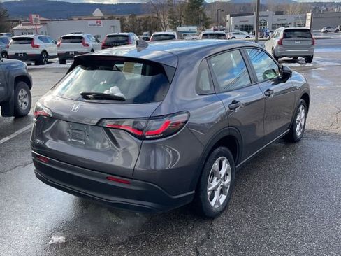 Used 2024 Honda HR-V LX image 6