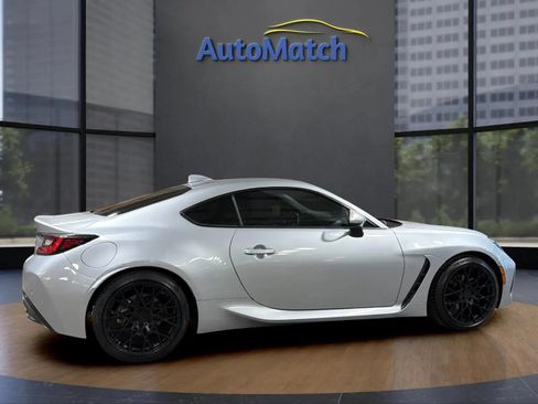 Used 2022 Subaru BRZ Limited RWD image 11