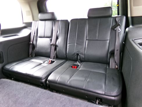 Used 2013 Chevrolet Tahoe LS w/ All-Star Edition RWD image 11