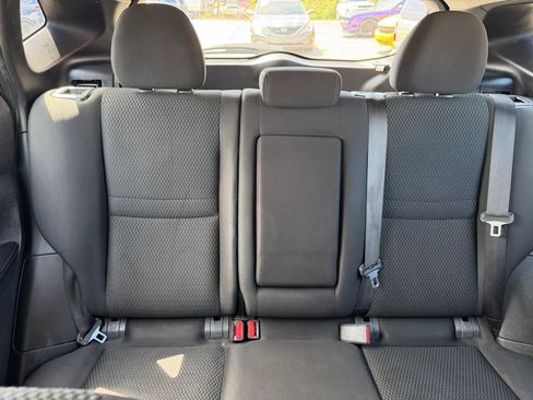 Used 2019 Nissan Rogue Sport S image 15