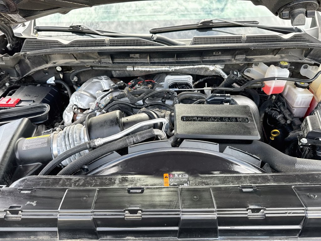 Used 2024 GMC Sierra 2500 AT4 w/ AT4 Premium Plus Package AWD/4WD image 39