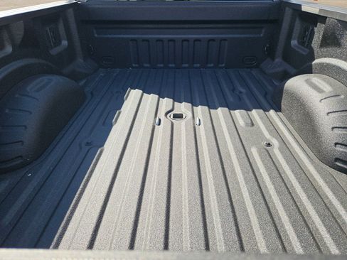 Used 2024 Ford F250 Platinum image 7