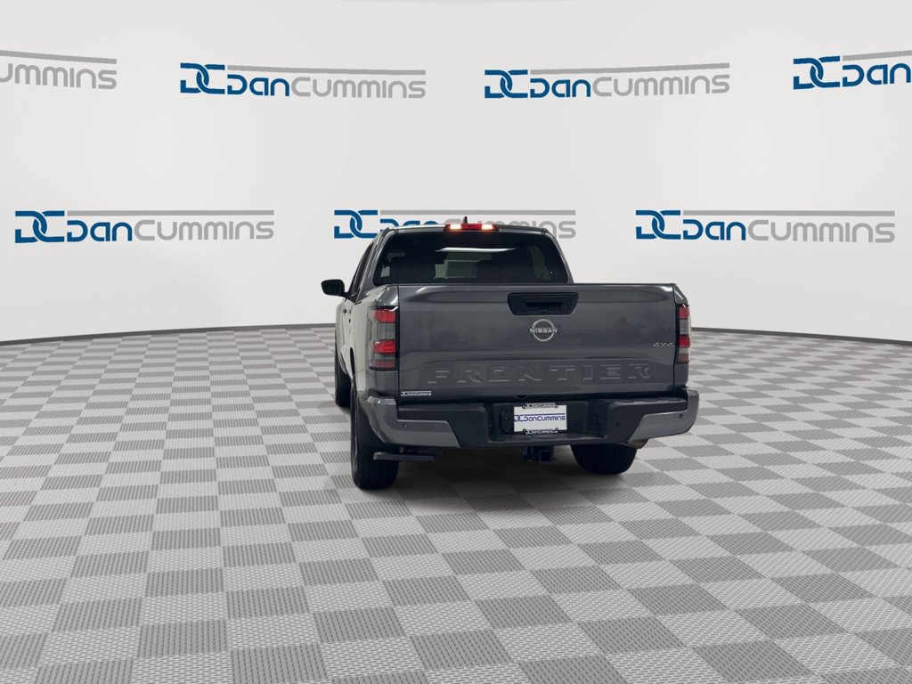 Used 2025 Nissan Frontier SV w/ Tow Package AWD/4WD image 7