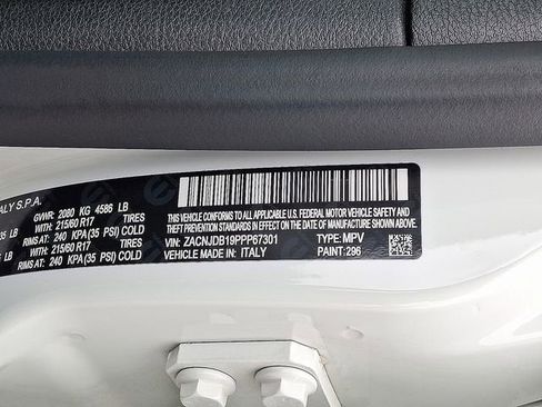 Used 2023 Jeep Renegade Latitude image 27