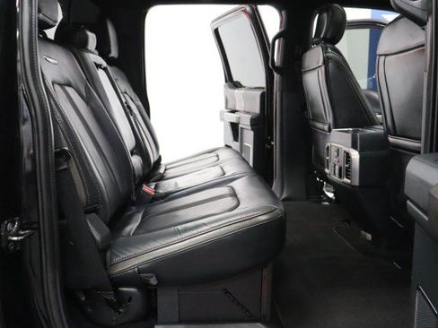 Used 2022 Ford F250 Platinum w/ FX4 Off-Road Package AWD/4WD image 57