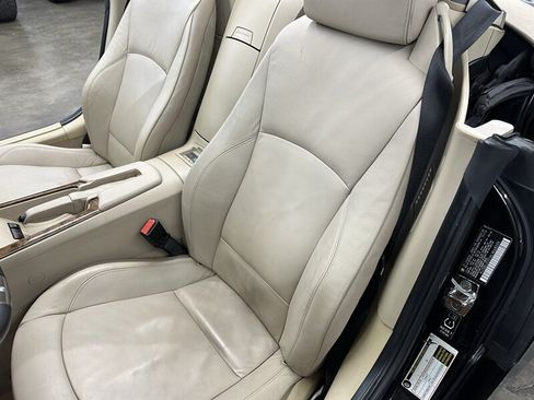 Used 2006 BMW Z4 3.0i RWD image 32