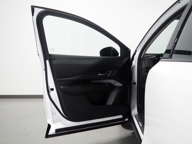 Used 2024 Nissan Ariya Evolve+ FWD image 60