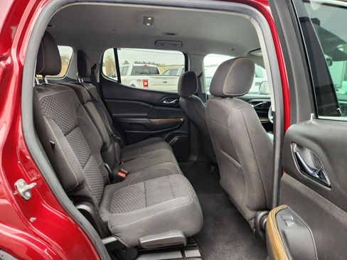 Used 2017 GMC Acadia SLE AWD/4WD image 48