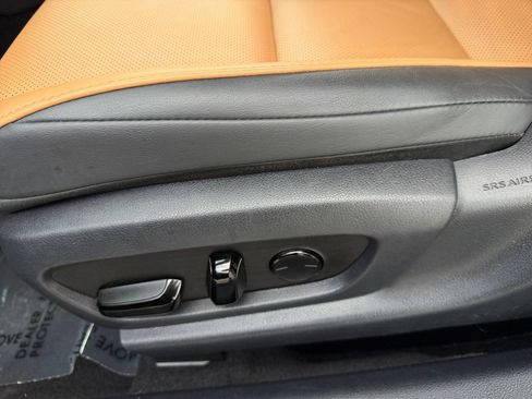 Used 2023 Lexus ES 350 w/ Premium Package FWD image 16