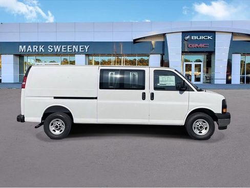 New 2025 GMC Savana 2500 Extended w/ Driver Convenience Package image 5