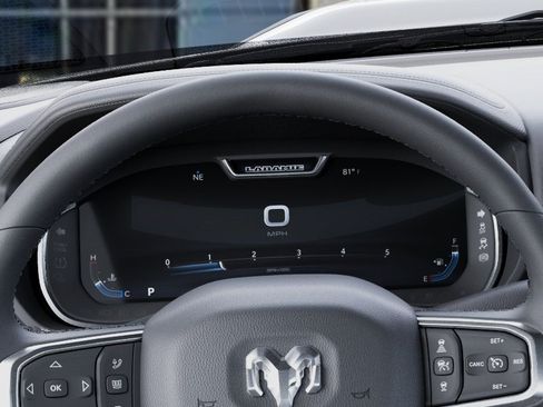 New 2026 RAM 2500 Laramie AWD/4WD image 17