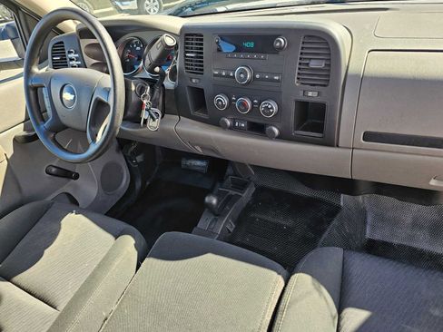 Used 2013 Chevrolet Silverado 2500 W/T image 11