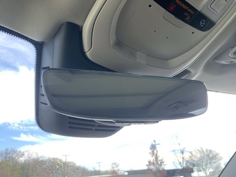 Used 2025 Volvo XC90 B6 Plus image 27