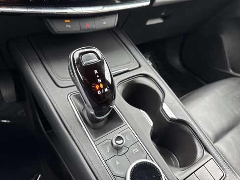 Used 2024 Cadillac XT4 Premium Luxury image 23