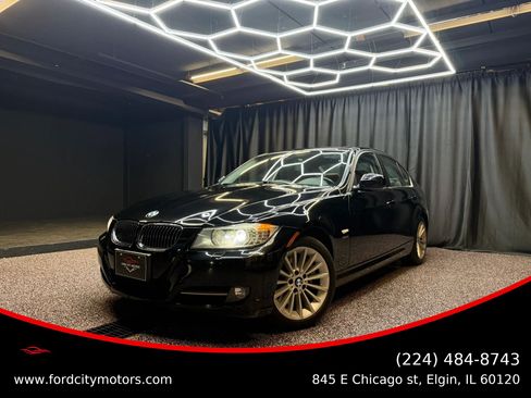 Used 2011 BMW 335i xDrive Sedan AWD/4WD image 1