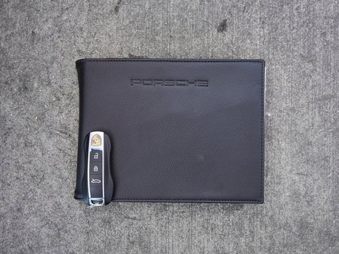 Used 2021 Porsche 911 Turbo S image 76