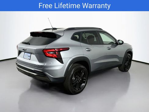 New 2026 Chevrolet Trax ACTIV FWD image 8