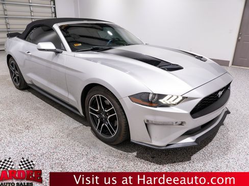 Used 2019 Ford Mustang Premium RWD image 10