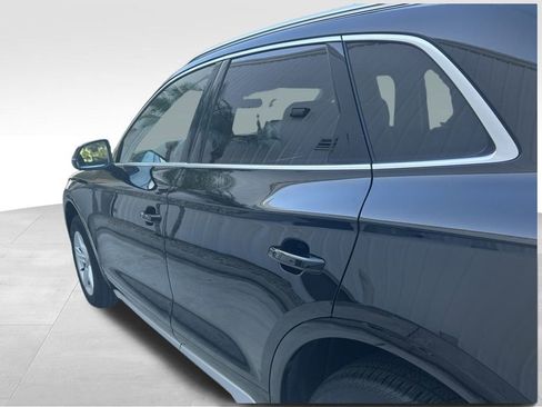 Used 2023 Audi Q5 2.0T Premium w/ Convenience Package image 29