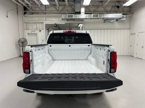 New 2026 Chevrolet Colorado LT AWD/4WD image 17