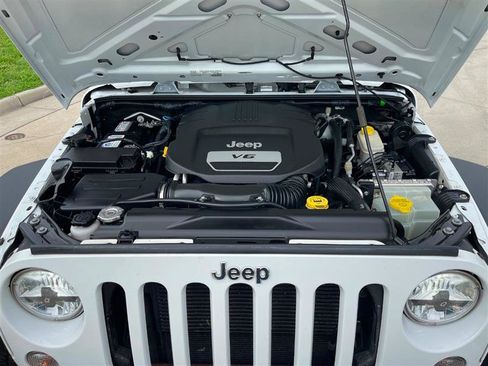 Used 2016 Jeep Wrangler Sport w/ Quick Order Package 24S AWD/4WD image 39