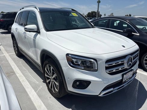 Certified 2023 Mercedes-Benz GLB 250 image 3