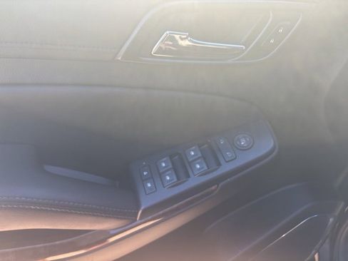 Used 2019 Chevrolet Tahoe LS image 18