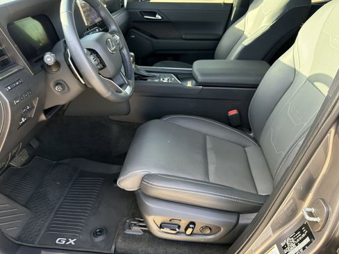 Used 2024 Lexus GX 550 550 Luxury+ image 10