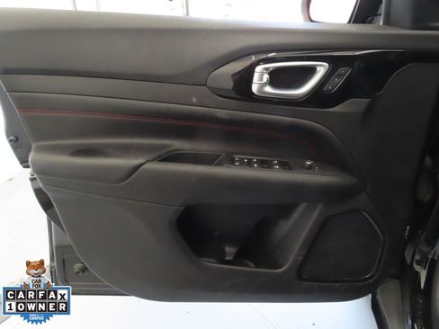 Used 2022 Jeep Compass Trailhawk w/ Trailhawk Elite Group AWD/4WD image 11