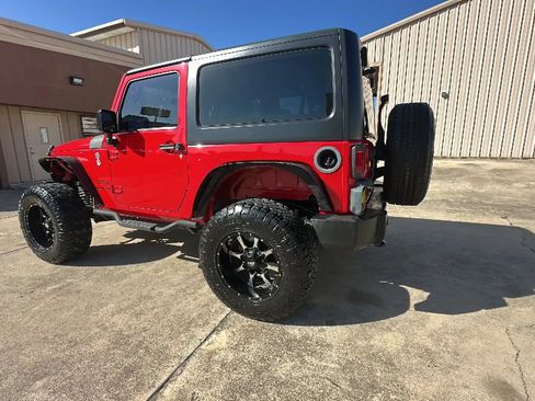 Used 2016 Jeep Wrangler Sport w/ Quick Order Package 24S AWD/4WD image 3