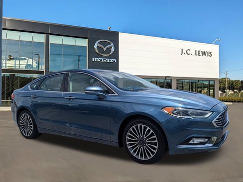 Used 2018 Ford Fusion Titanium FWD image 1
