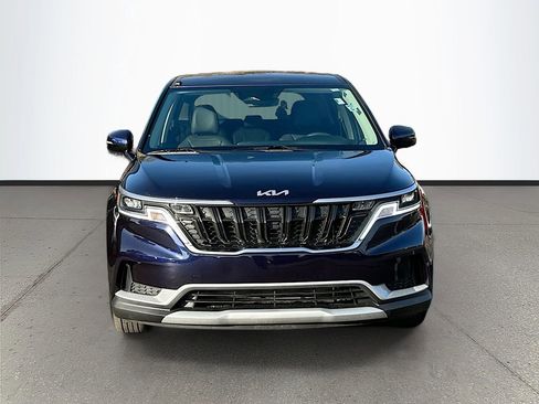 Certified 2024 Kia Carnival LX image 2