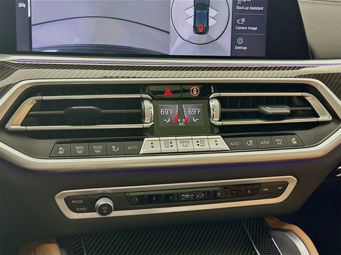 Used 2023 BMW X6 M50i w/ Executive Package image 17