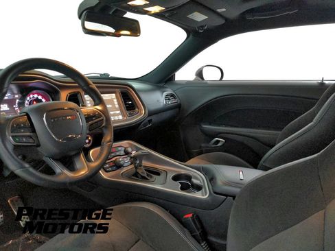 Used 2022 Dodge Challenger R/T Scat Pack w/ Plus Package RWD image 16