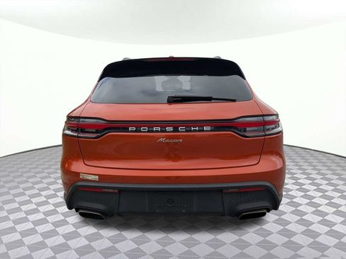 Used 2023 Porsche Macan Base image 4