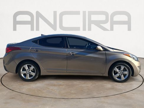 Used 2013 Hyundai Elantra GLS w/ Preferred Pkg image 9