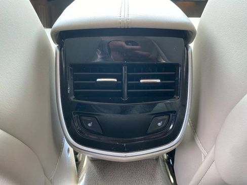 Used 2017 Cadillac XTS Luxury w/ Driver Awareness Package image 19