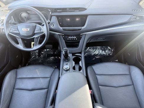 Used 2024 Cadillac XT5 Premium Luxury image 11