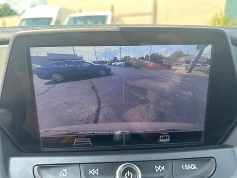 Used 2021 Chevrolet Blazer LT AWD/4WD image 11