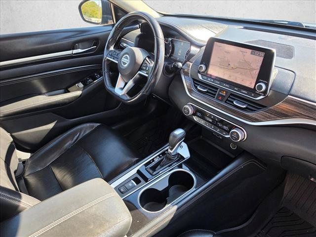 Used 2020 Nissan Altima 2.5 SL FWD image 10