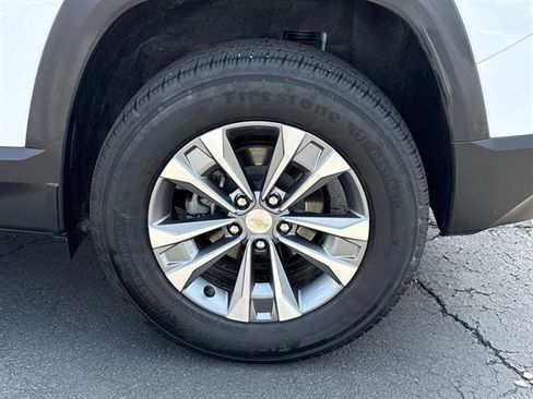 Certified 2025 Chevrolet Equinox LT w/ Safety and Technology Package FWD image 35