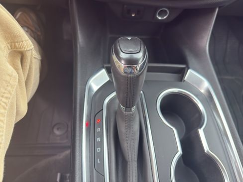 Used 2019 Chevrolet Traverse RS w/ LPO, Floor Liner Package image 21