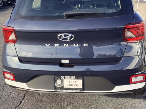 New 2026 Hyundai Venue SEL image 10