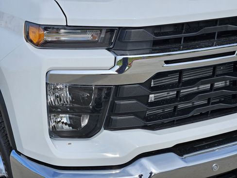 New 2026 Chevrolet Silverado 3500 LT w/ Texas Edition AWD/4WD image 10