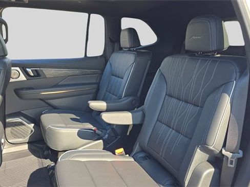 New 2026 Buick Enclave Avenir w/ Super Cruise Package image 18