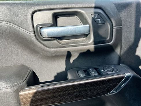 Used 2021 Chevrolet Silverado 1500 RST w/ Z71 Off-Road Package image 16