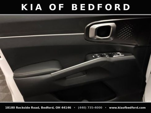 Used 2026 Kia Sorento LX FWD image 13